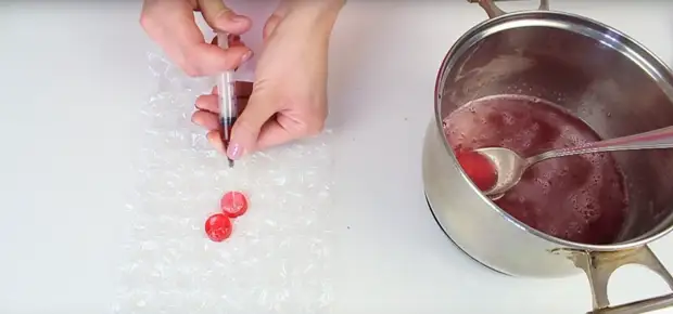 Jelly candies made of bubble film - easy!