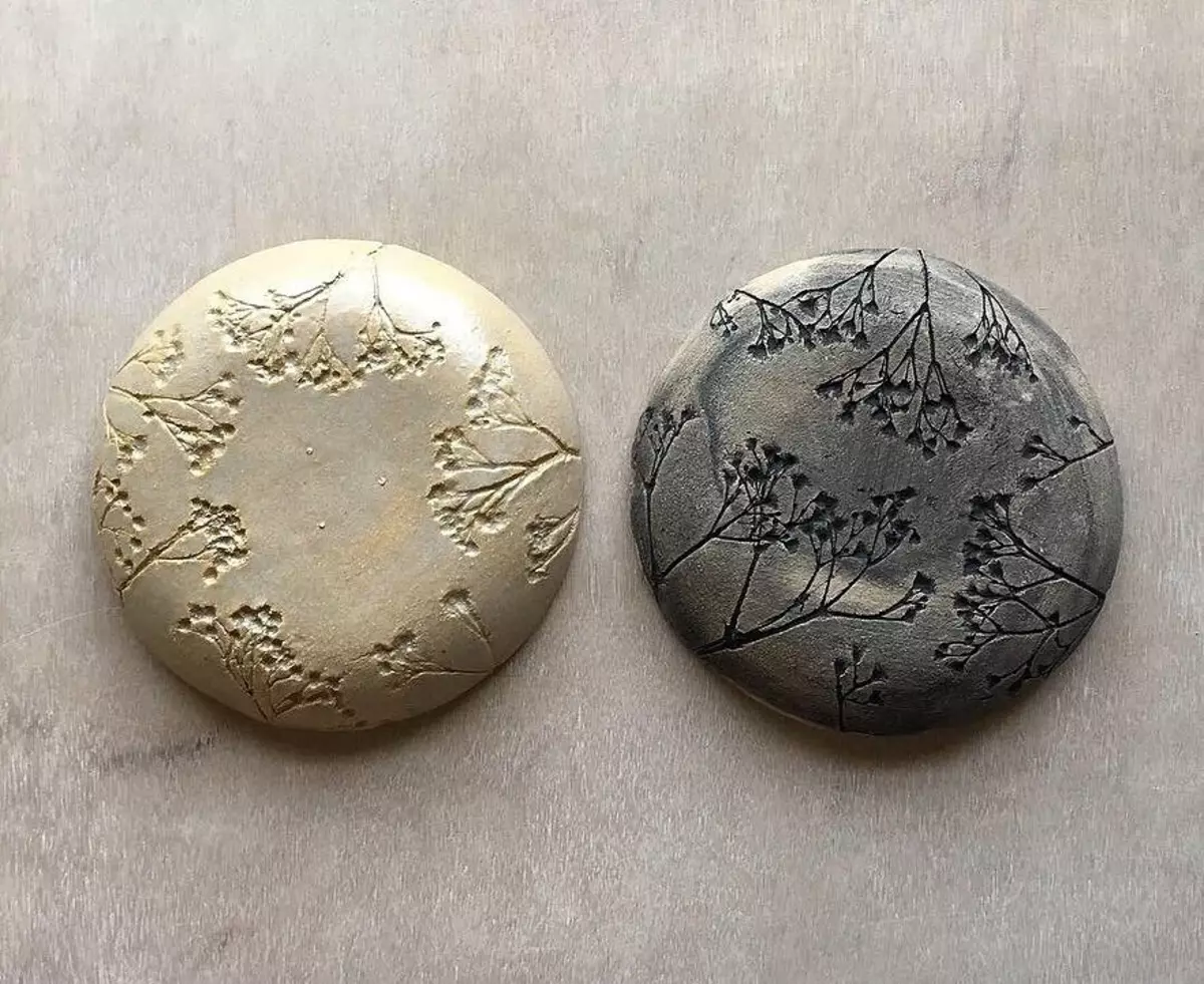 Табиғатпен жасалған өрнектермен керамика: инстаграмдағы инстаграм аптасы