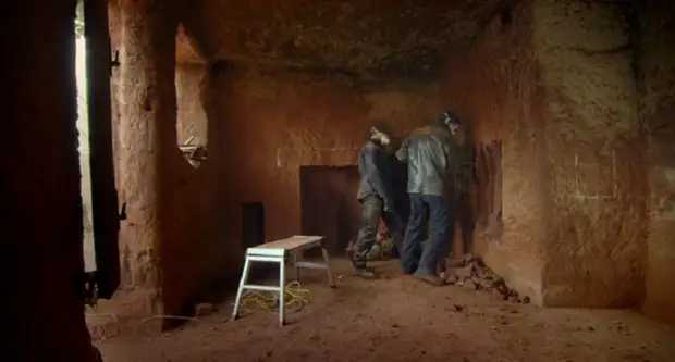 Cómo construir una hermosa casa en una cueva