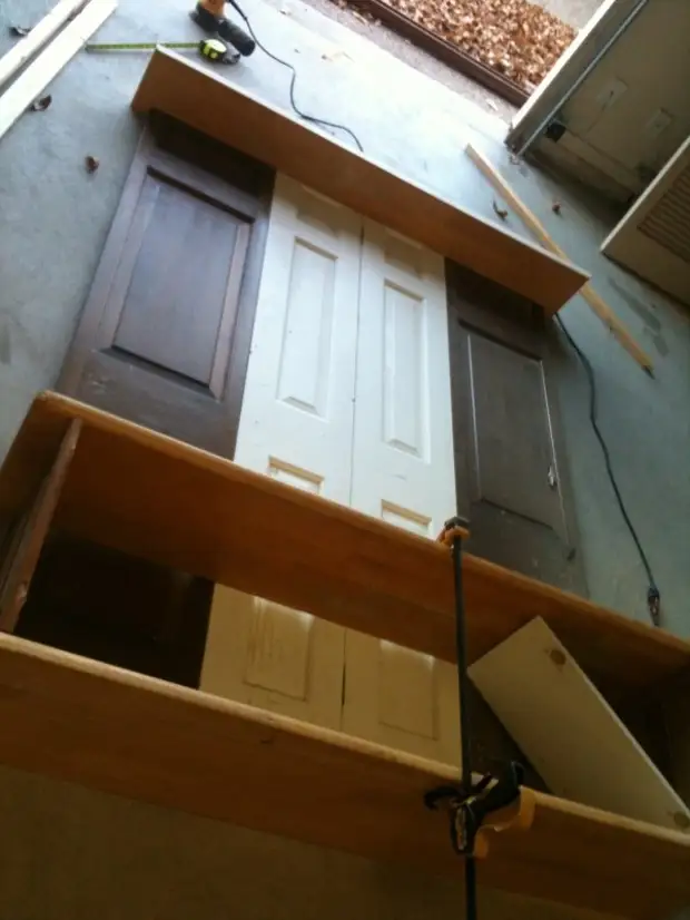 Armoire dans le couloir avec vos propres mains