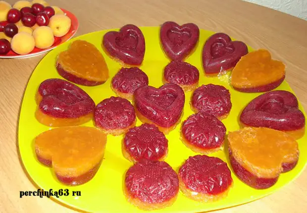 Ṣẹẹri pẹlu awọn apricots