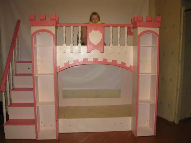 Bed Castle (26 foto's)