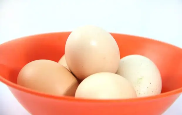 Lace Pasko sa Pagkabanhaw: Bag-ong Dekorasyon sa Egg