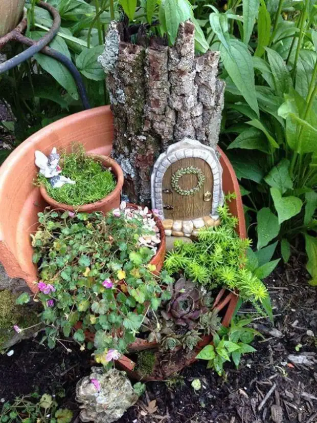 庭の植木鉢の装飾