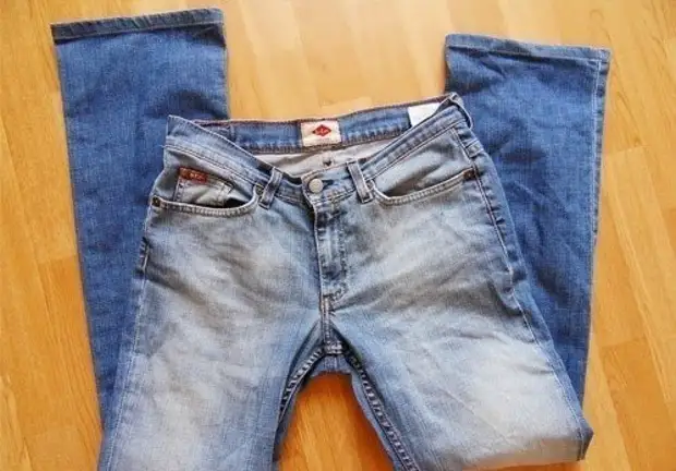 Gamle jeans shorts.