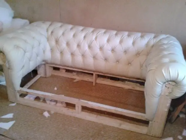 Sofa e etse