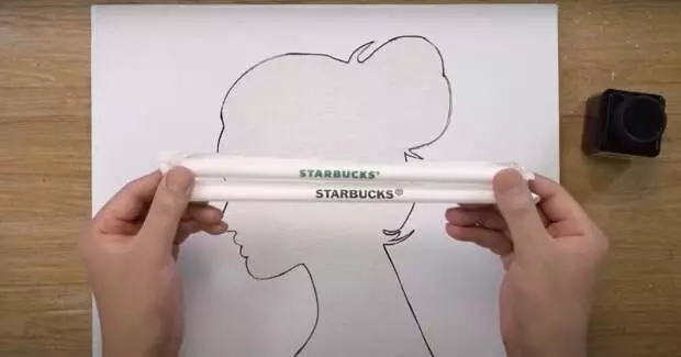 Foto increíble: Starbucks Tecnología de dibujo de paja