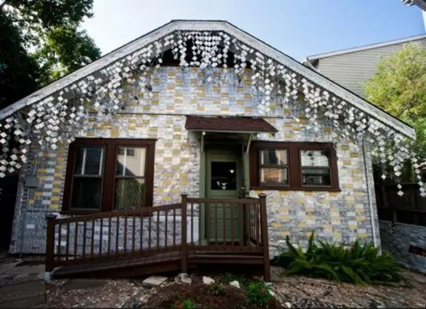 Maisons de matériaux recyclés