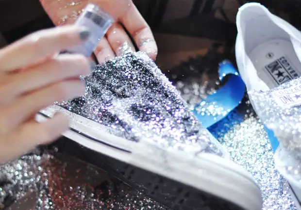Glitter Sneakers DIY - 7