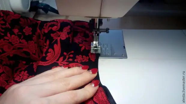 Master Class: rrobaqepëse Dresses nga Dolce & Gabbana