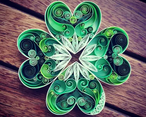 Clover made of paper curls.