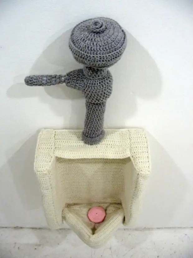 Crochet urinals kubva kuNathan Vincent