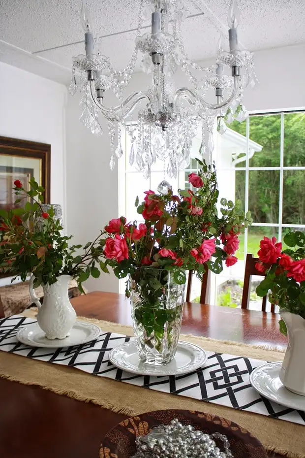 Decoración de la casa la pequeña casa blanca en madera.