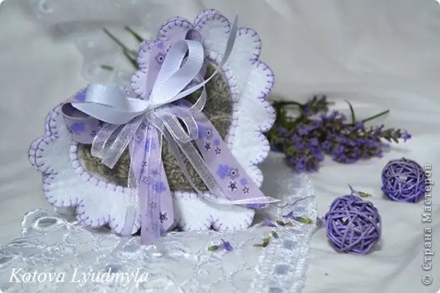 Karmendên Karûbarê Hilbera Sachet-a bîhnxweş bi fabrîkaya mijara Lavender Felt Felt Photo 2