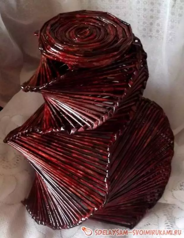 Paper Vine Weave - Spiral Vase.