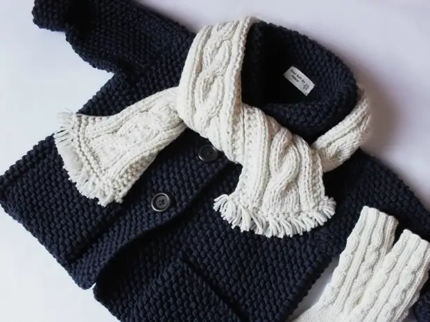Knitted Coats ug Jackets