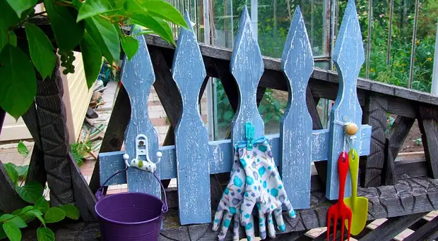 เคล็ดลับ Olga Voronova: Garden Organizer สำหรับการให้มือของคุณเอง