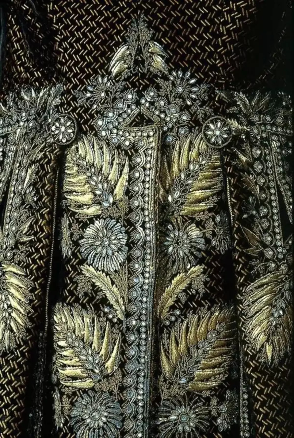 Inonakidza dzakasiyana-siyana dze embroidery