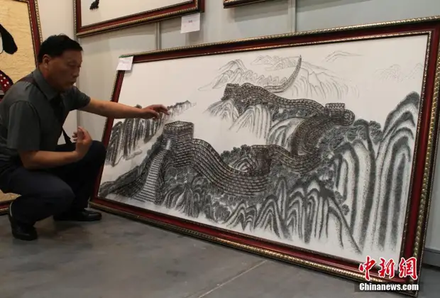 Chinese craftsman created a 3D painting of toothpicks