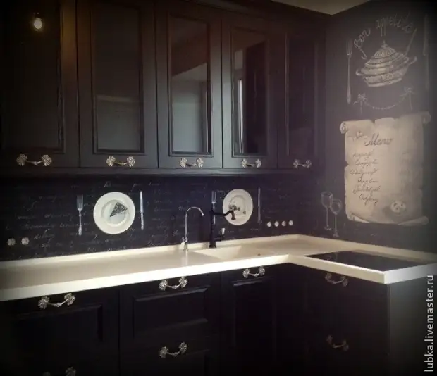 Painting skinali kitchen "black and white graphics"