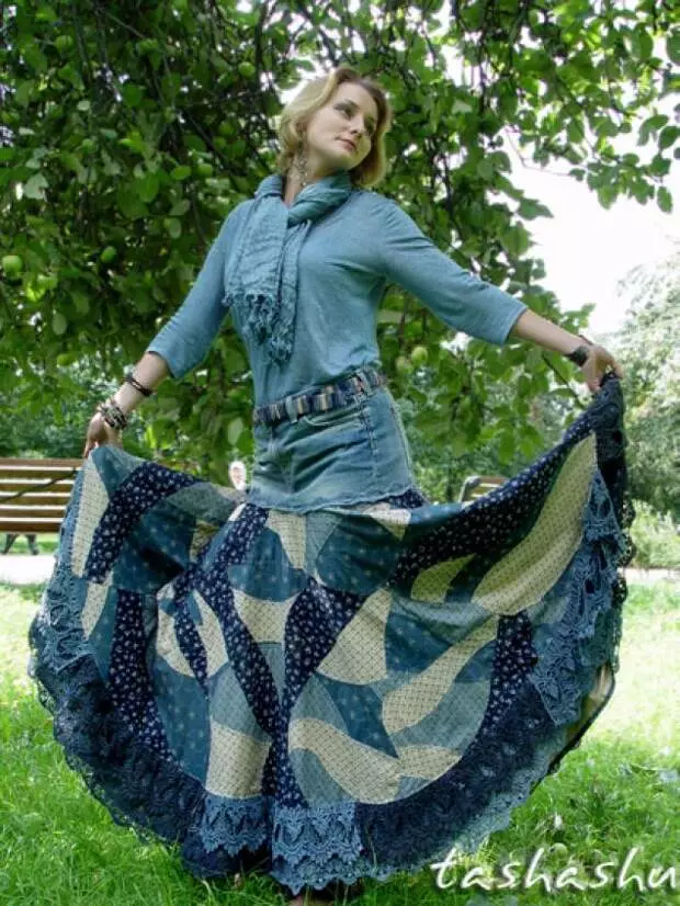 Skapa en "kurva" Patchwork Cloth och sy "Booho" kjol från gamla jeans