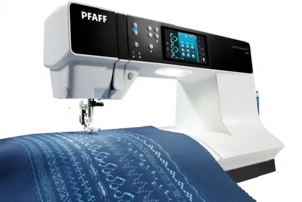 Elektrooniline õmblusmasin nimetatakse PFAFF-i jõudlus 5.0.