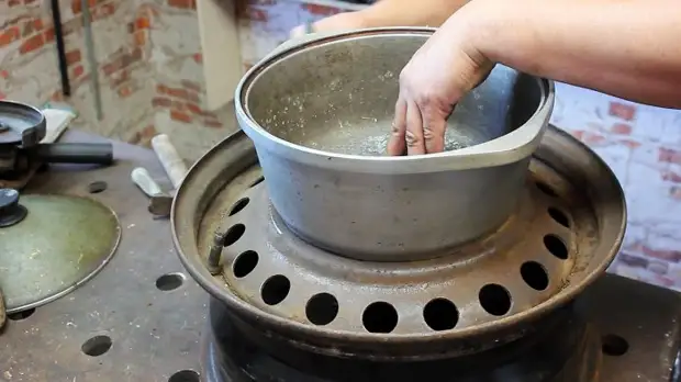 איך לעשות תנור נייד תחת קדירה