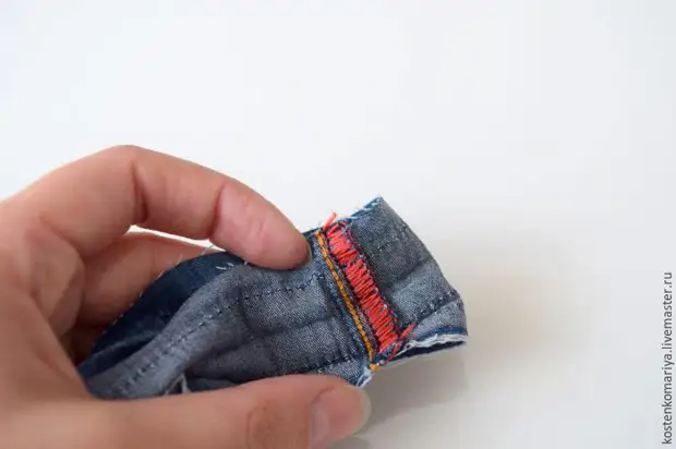 Hvordan man ryger jeans, forlader produktionsfejl