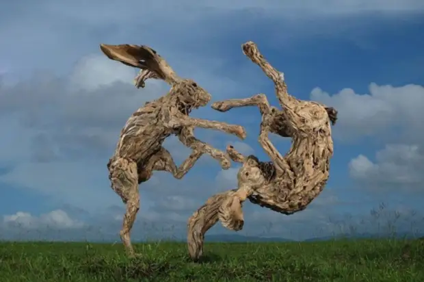 These sculptures are like alive ... no matter what they do from what they are made