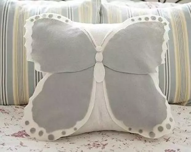 Coser almohada - mariposa