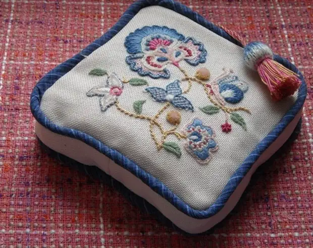 Jacobin Embroidery (Cryul)