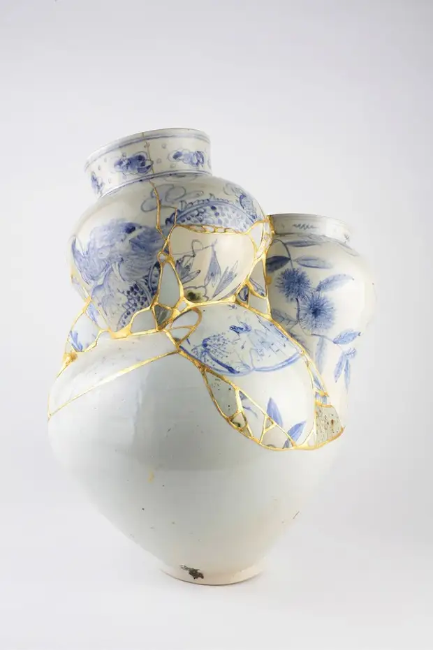 Aworan ti Kintsugi, tabi bi o ṣe le gba aipe tirẹ