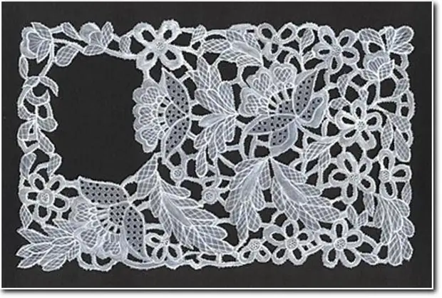 Genhable Lace Pergamano.