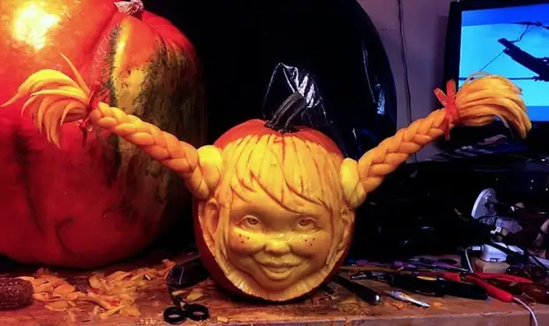 Masterpieces ji Pumpkin Ray Villafan