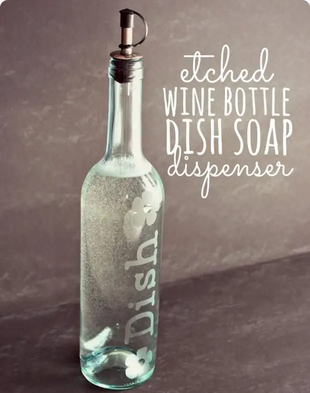 Stop throwing bottles from wine! You will be fascinated by things that can be done from them ...