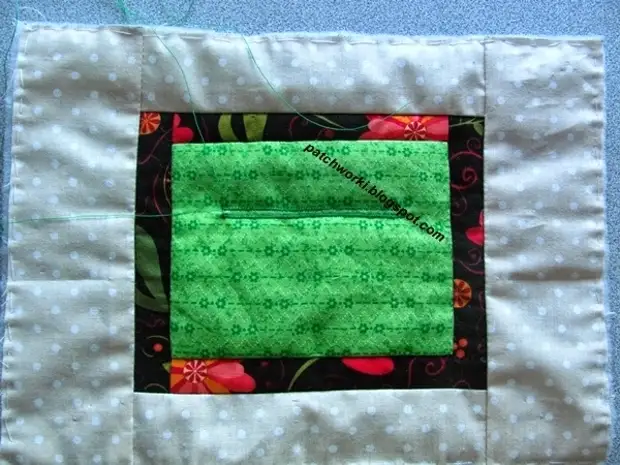 Sofá para servilletas, na técnica de patchwork. Clase mestra (29) (600x450, 218kb)