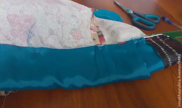 Como coser suavemente o forro á chaqueta