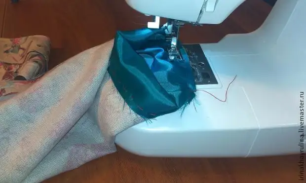 Como coser suavemente o forro á chaqueta