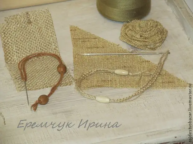 Create a brooch in the technique of the Assembly