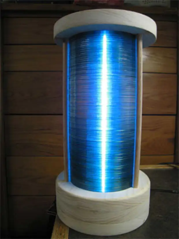 CD Lamp