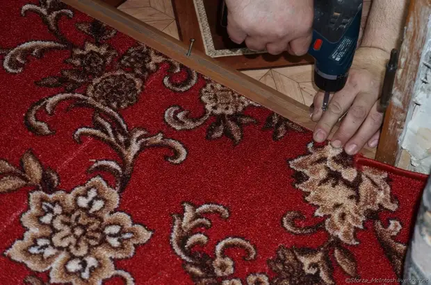 How we changed carpet and repaired floor