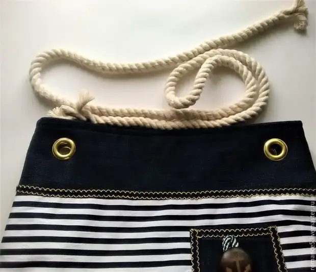 Sy en sommer taske i marine stil
