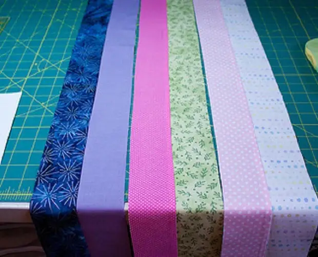 Patchwork Cucito per principianti: attrezzature varie, schemi, idee