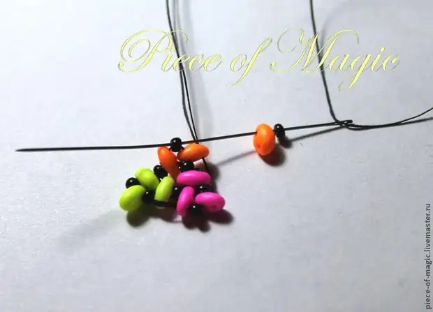 Tecelões Arnês de Twin Bead em Nddeel Technique