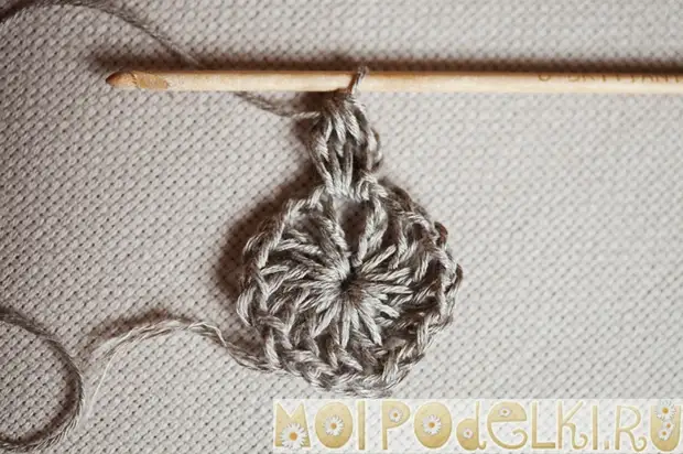 Sarafan pour fille crochet