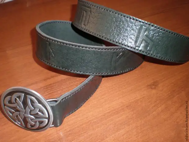 Production of a belt with embossed runes