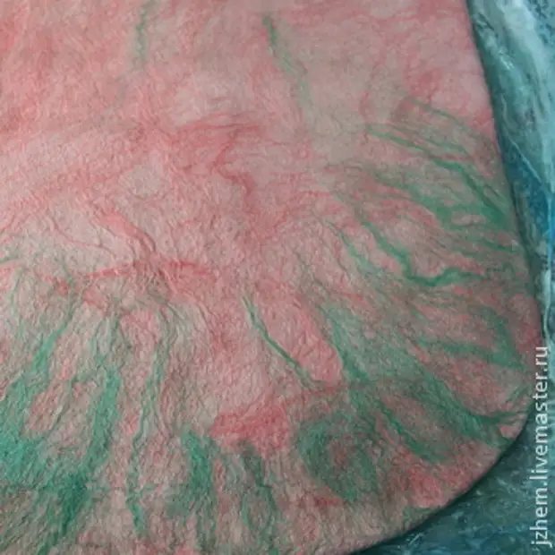 Handbag kun plektaĵoj kaj fermoom - Felting kaj kudrado