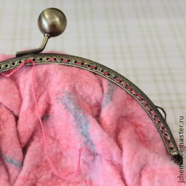 Handbag na may braids at fermoom - felting at sewing.