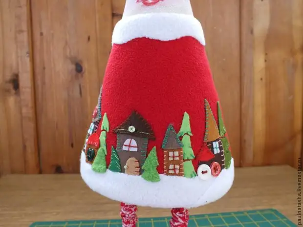 We sew Santa Claus from Flis