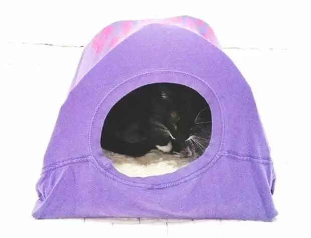 T-shirt Cat House